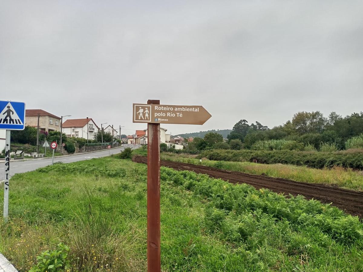 Atico Con Vistas A La Ria De Arosa Appartement Rianjo Buitenkant foto